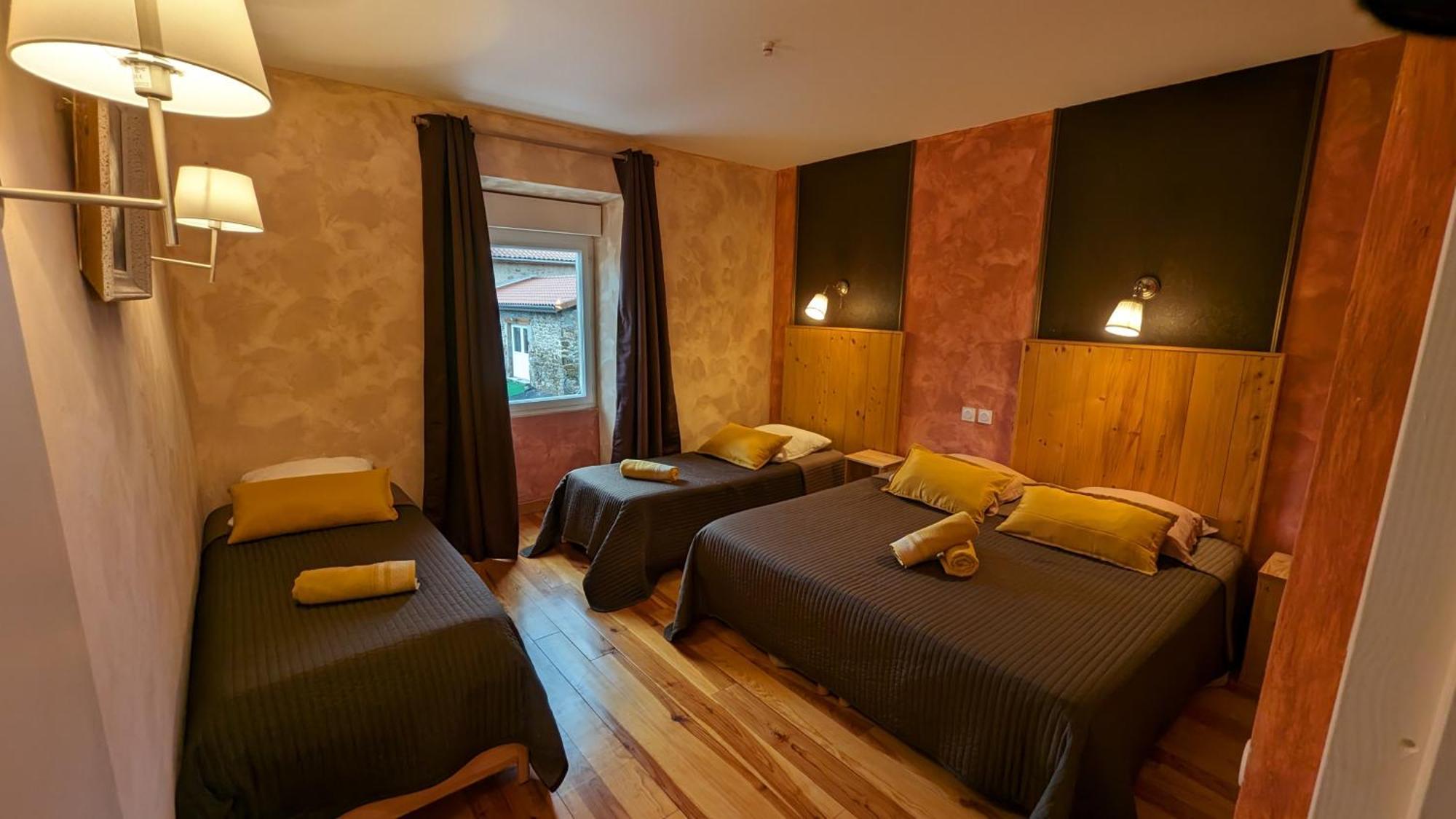 Chambres Et Tables D' Hotes Manglieu Ngoại thất bức ảnh